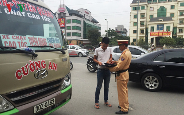 Quoc khanh 2/9: Tau xe da san sang cho nhu cau di lai-Hinh-6