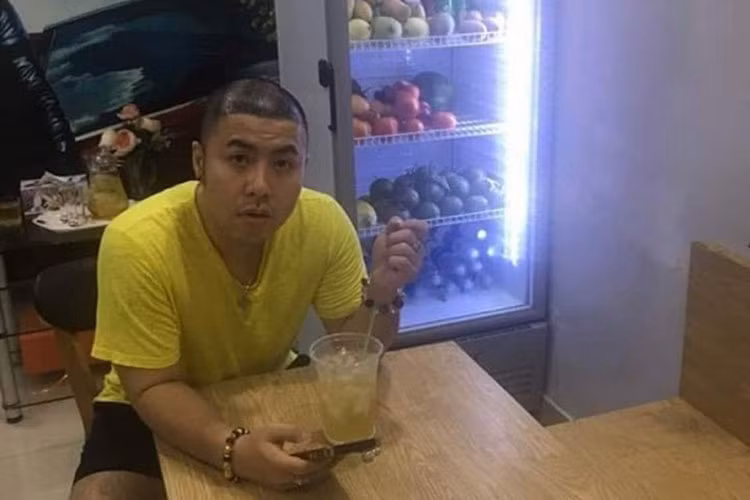 Mỗi lần gặp khán giả đều chê mập đến mức stress cực độ nên Akiran Phan quyết định dao kéo. Ảnh: Tri thức xanh