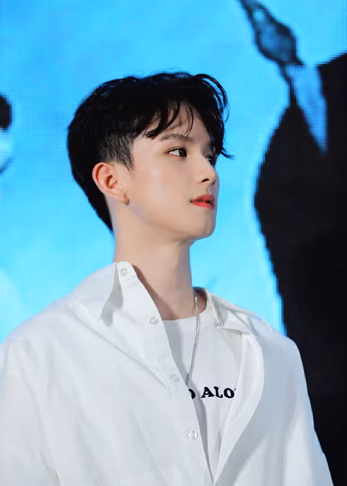 Trên mạng xã hội, một cô gái tự nhận là tình cũ của Tất Bồi Hâm đăng đàn tố cao nam diễn viên.