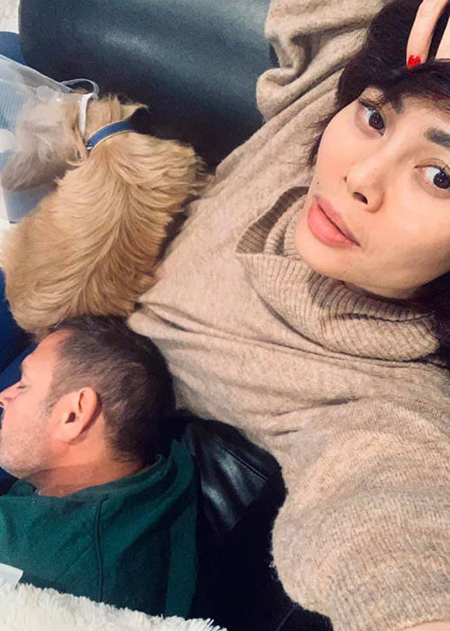 Theo lời Ngọc Anh, mối quan hệ giữa con trai riêng của cô và ông xã hiện tại rất tốt.