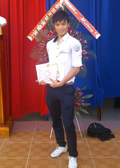 Tấn Phát hiện tại "lột xác" so với cách đây ít năm.