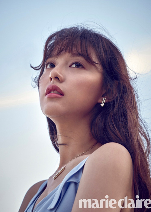 Kim Ji Won đến nay chưa từng công khai bất kì mối quan hệ tình cảm nào với công chúng.
