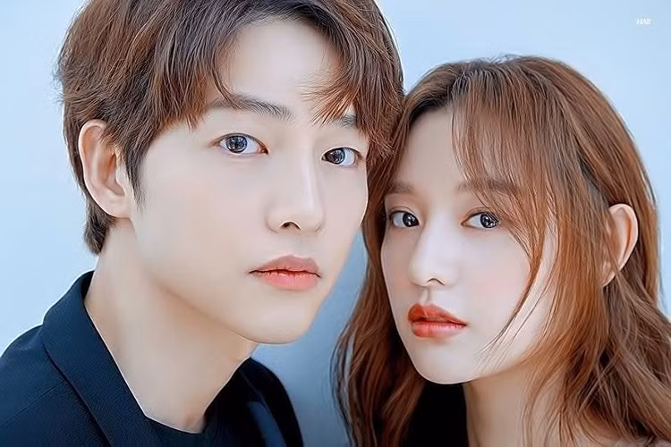 Nhiều người cho rằng giữa Song Joong Ki và Kim Ji Won chỉ là tình huynh muội.