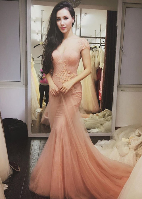 Chuyện tình cảm của nữ MC "Chúng tôi là chiến sĩ" hiện tại là một ẩn số vì cô không chia sẻ với báo chí hay trên trang cá nhân.