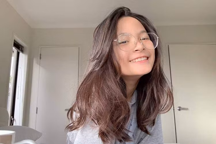 Theo Khám phá, đầu năm 2019, bé Bo sang New Zealand du học.