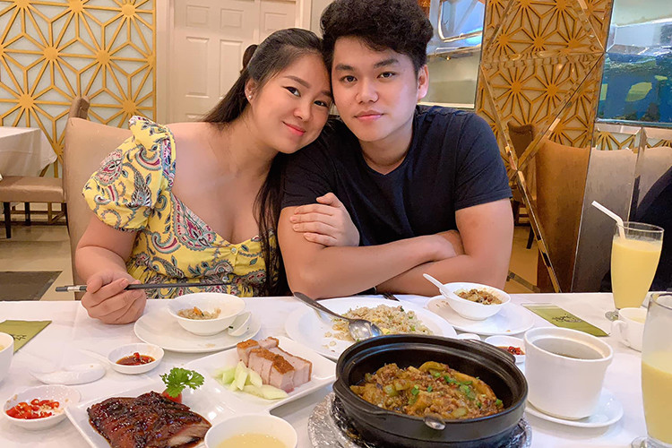 Lê Phương và Trung Kiên chào đón con gái gia nhập tổ ấm sau 2 năm kết hôn.