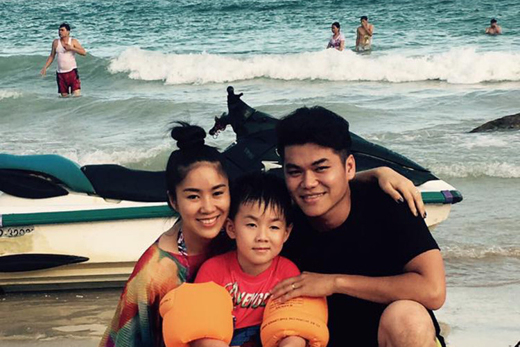 Tổ ấm của Lê Phương và Trung Kiên thêm viên mãn khi con gái của cặp đôi chào đời. Hiện tại, đông đảo đông nghiệp gửi lời chúc mừng Lê Phương mẹ tròn con vuông.