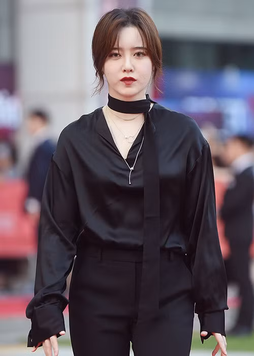 Sau khi mối tình đầu tan vỡ, Hye Sun không muốn hẹn hò với ai vì sợ chia ly. Phải đến khi gặp Ahn Jae Hyun, cô mới mở lòng.