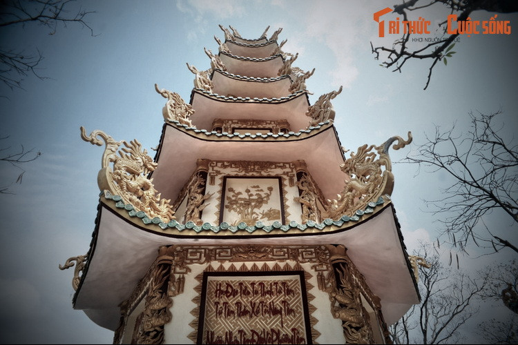 Thực tế, trong nhiều năm qua, hàng ngày vẫn có nhiều đôi trai gái đến viếng chùa mà không xảy ra chuyện gì cả. Vì vậy có thể khẳng định lời đồn về ngôi chùa “sát” tình duyên là hoang đường.