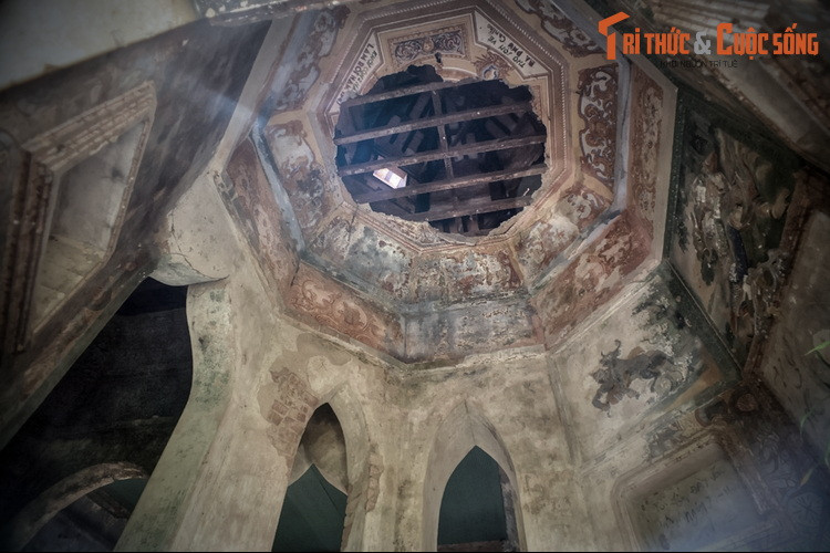 Ngày nay, khu mộ mang nhiều giá trị về kiến trúc và mỹ thuật này đã xuống cấp và biến dạng nghiêm trọng, khiến những du khách phương xa có dịp ghé thăm không khỏi tiếc nuối cho một công trình độc đáo mang đậm bản sắc văn hóa Nam Bộ xưa...