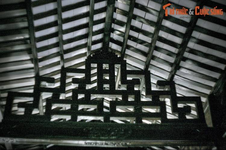 Nhưng quãng thời gian bà Trần Thị Sanh ở bên Trương Định ngắn chẳng tày gang. Năm 1864, vị anh hùng họ Trương đã tuẫn tiết sau khi bị Huỳnh Công Tấn phản bội dẫn đường cho quân Pháp bất ngờ bao vây đánh úp.