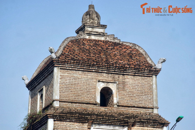 Trong suốt nhiều thế kỷ, tháp Hòa Phong đã đóng vai trò như một hình ảnh mang tính biểu tượng của chùa Dâu. Hình ảnh tòa tháp uy nghiêm đã được khắc ghi trong câu ca dao của người dân xứ Kinh Bắc: “Dù ai đi đâu về đâu/ Hễ trông thấy tháp chùa Dâu thì về”.