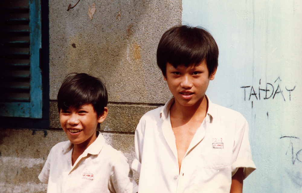 Một số ảnh chân dung trẻ em ở TP. HCM năm 1988.