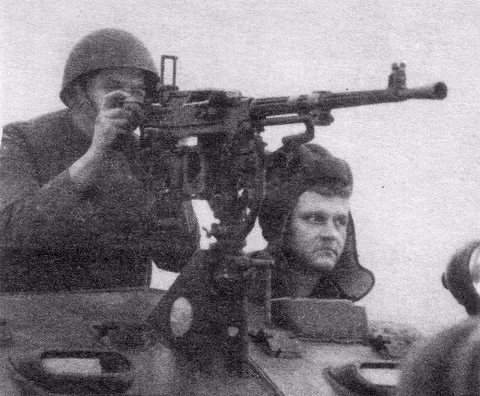 Súng đại liên Goryunov SG-43.