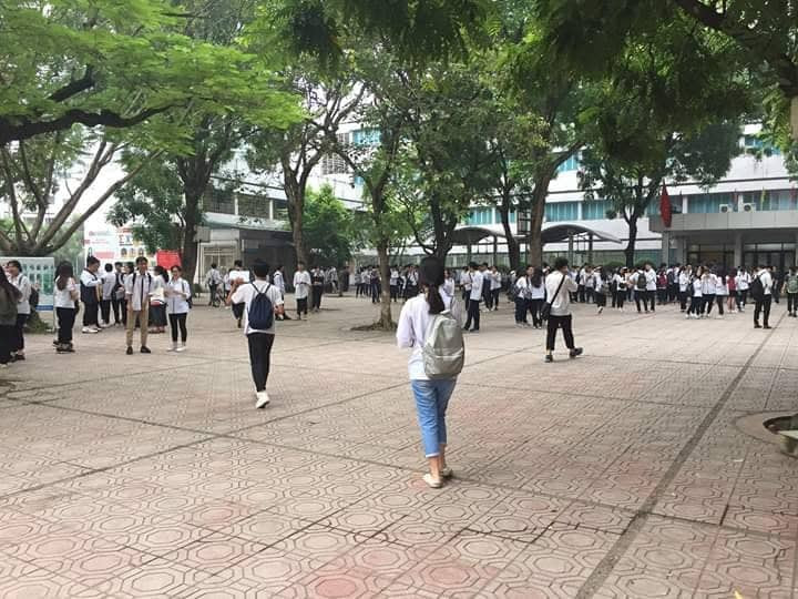 Hơn 887.000 thi Ngữ Văn THPT đề thi: Ai đã đặt tên cho dòng sông - Hình 14 Hon 887.000 thi Ngu Van THPT de thi: Ai da dat ten cho dong song-Hinh-14