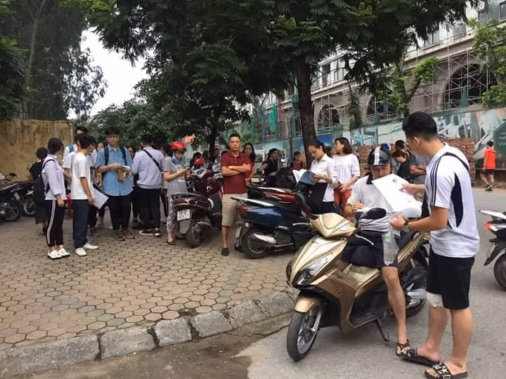 Hơn 887.000 thi Ngữ Văn THPT đề thi: Ai đã đặt tên cho dòng sông - Hình 3 Hon 887.000 thi Ngu Van THPT de thi: Ai da dat ten cho dong song-Hinh-3