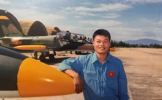 May bay quan su roi o Khanh Hoa: 