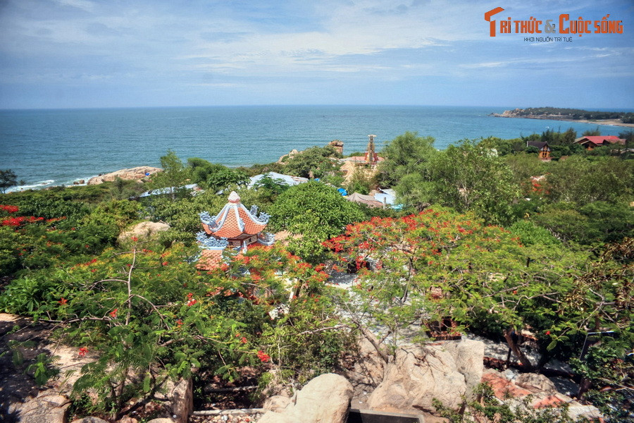 5. Bình Thuận (192 km bờ biển). Địa phương giáp biển: Tuy Phong, Bắc Bình, Phan Thiết, Hàm Thuận Nam, La Gi, Hàm Tân, Phú Quý. Ảnh: Biển Cổ Thạch (huyện Tuy Phong).
