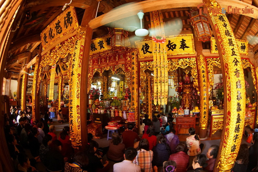 Ngày nay Bích Câu đạo quán vẫn có một gian thờ tiên ông Trần Tú Uyên - vị thần đạo Lão bản địa của Việt Nam. Nơi đây cũng được biết đến như một "chiếu” ca trù đặc sắc, quy tụ nhiều danh ca trên đất Hà thành nhiều thập niên qua.