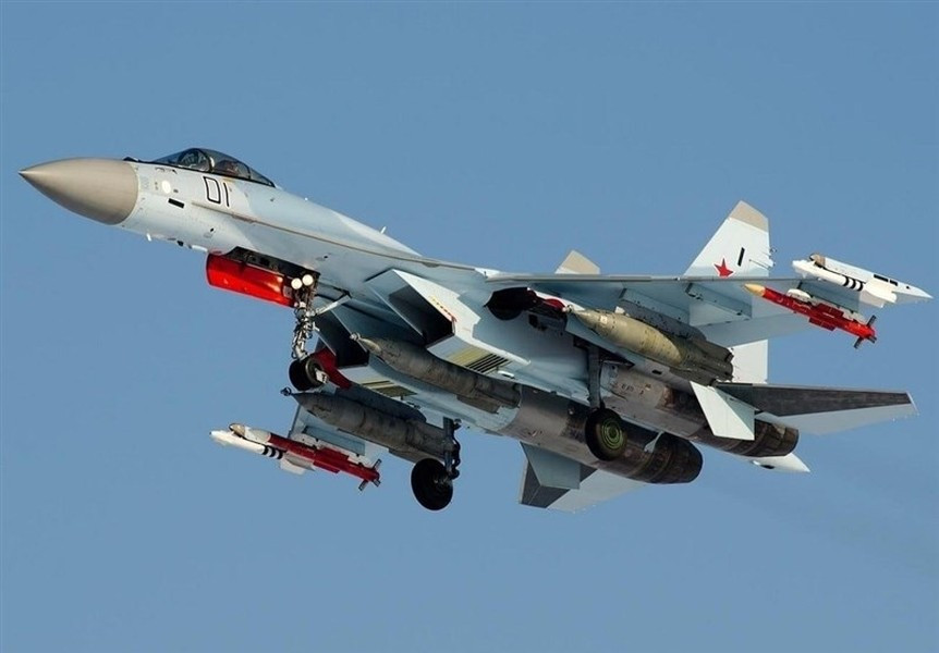 Bên cạnh đó, mức độ sẵn sàng của Không quân Iran trong việc khai thác tiêm kích Su-35 cũng là câu hỏi gây nhiều nghi ngại, bất chấp có thông tin 40 phi công của Tehran đã sang Nga học lái Su-35 từ lâu.