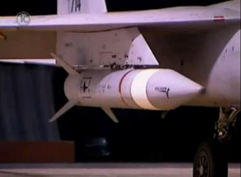 Về nguyên tắc, Israel đã hội đủ các công nghệ để chế tạo vũ khí siêu thanh, khi quốc gia này sở hữu công nghệ tên lửa liên lục địa, khả năng chế tạo vật liệu siêu bền và những tích lũy kinh nghiệm trong lĩnh vực điều khiển vật thể đạn đạo bay trên tầng cao khí quyển Trái đất.