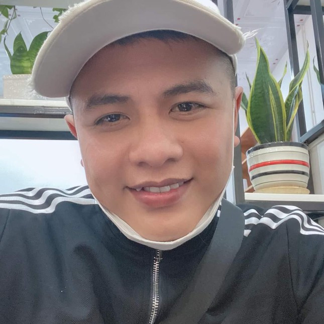  Bắt băng nhóm tín dụng đen, ném mắm tôm vào nhà con nợ: Công an Nghệ An đã triệt phá thành công chuyên án chuyên tổ chức cho vay lãi nặng trong giao dịch dân sự, tạm giữ hình sự 4 đối tượng. Nhóm đối tượng cho hàng trăm người vay tiền với lãi suất 'cắt cổ', sau đó, dùng mắm tôm ném vào nhà hoặc đánh đập con nợ để đòi tiền. Bước đầu, cơ quan Công an xác định băng nhóm này đã thu lợi bất chính gần 10 tỷ đồng. 