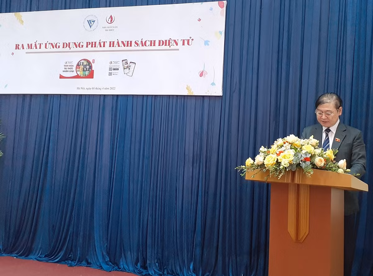 Nha xuat ban Tri thuc ra mat ung dung phat hanh sach dien tu