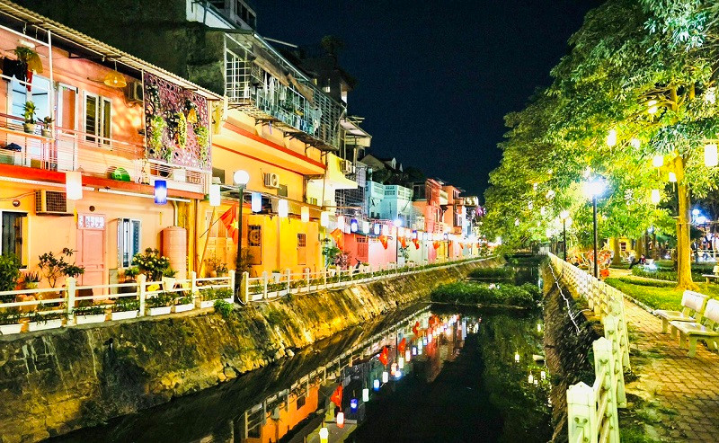 Ha Noi nghien cuu trien khai pho am thuc dem