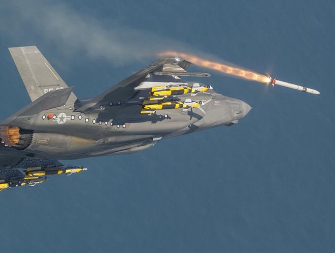 Chính vì vậy, việc hỗ trợ Hàn Quốc nâng cao tiềm lực quốc phòng và duy trì khả năng phòng vệ là một điều cần thiết cho lợi ích của nước Mỹ.