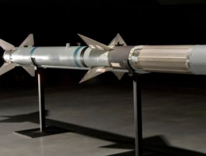 Các phiên bản khác nhau của dòng tên lửa này đang được quân đội nhiều nước đồng minh và đối tác của Mỹ sử dụng, trong đó có lực lượng không quân Hàn Quốc.