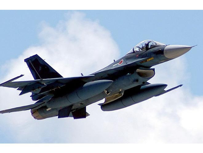 Đây không phải là gói tên lửa không đối không tầm trung AIM-120C đầu tiên mà phía Mỹ bán cho Hàn Quốc. Năm 2013, không quân Hàn Quốc cũng đã đạt được thỏa thuận mua 260 tên lửa AIM-120C-7 trị giá khoảng 450 triệu đô la của Mỹ.