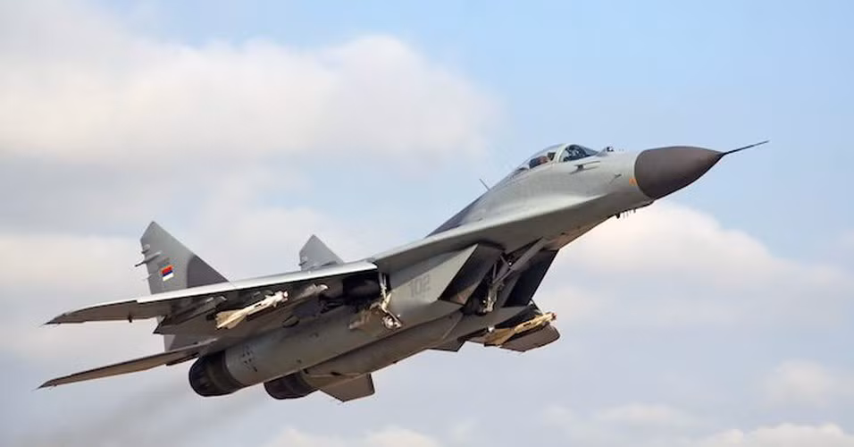 Như vậy thực chất khi đó chiếc MiG-29 của không quân Syria đang thực hiện chức năng như một chiếc Su-22, đó là bổ nhào phóng rocket tấn công mặt đất chứ không phải là bảo vệ không phận.