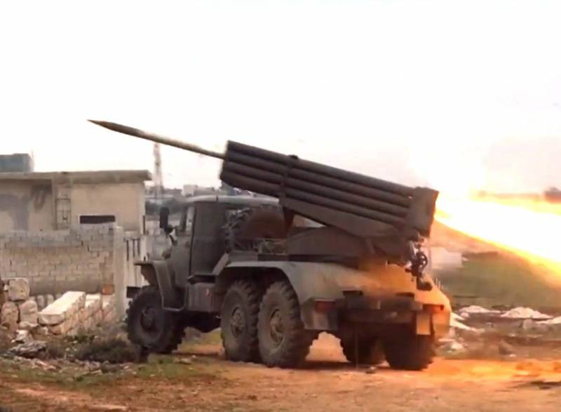 Chính với những yếu tố này, sau khi cân nhắc ngắn gọn, Nga đã quyết định can thiệp vào cuộc chiến ở tỉnh Idlib bằng hỏa lực không quân hỗ trợ cho Quân đội chính phủ Syria, trong khi lực lượng tác chiến điện tử chế áp các loại UAV của Thổ Nhĩ Kỳ; Nga cũng bổ sung cho Quân đội chính phủ Syria vũ khí. Sau khi tái tổ chức, Quân đội chính phủ Syria đã tổ chức phản công, đẩy phiến quân vào thế bị động.