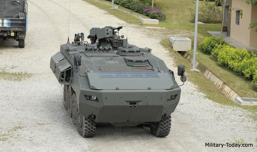 Xe có khả năng chở theo 12 binh sĩ với trang bị đầy đủ.