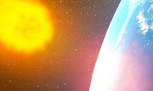  Mặt trăng đã là bạn đồng hành thân thiết của Trái đất trong hàng tỷ năm, và mặc dù quan điểm của chúng ta về hình dạng và kích thước của nó có phần thay đổi khi nó quay quanh hành tinh của chúng ta, nhưng nó vẫn hiện diện thường xuyên trên bầu trời.