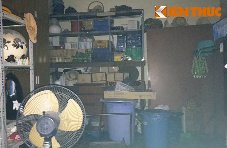 Sau đó ra khu nhà bếp cạnh bên lục lọi tìm được gói mì tôm và nấu ăn. Đến sáng Hiến trèo lên trên gác chuông nằm ngủ chờ tìm cách trốn nhưng đã bị bà con giáo dân phát hiện báo Công an bắt giữ.