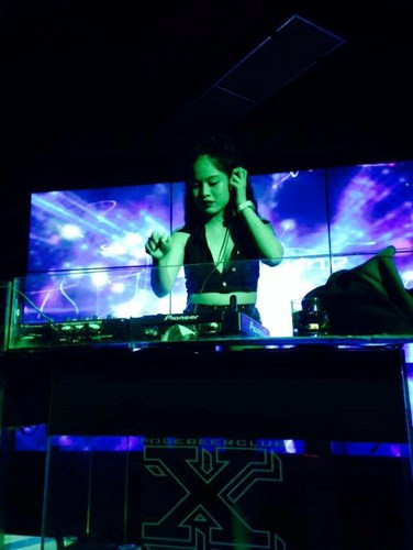 Đam mê nghề DJ, luôn nỗ lực, cố gắng học hỏi, phát triển bản thân, lại rất trẻ trung, xinh đẹp... nhưng số phận không may đã khiến Huỳnh Hương phải trải qua nhiều đau đớn, những ngày tháng khổ sở nhất.