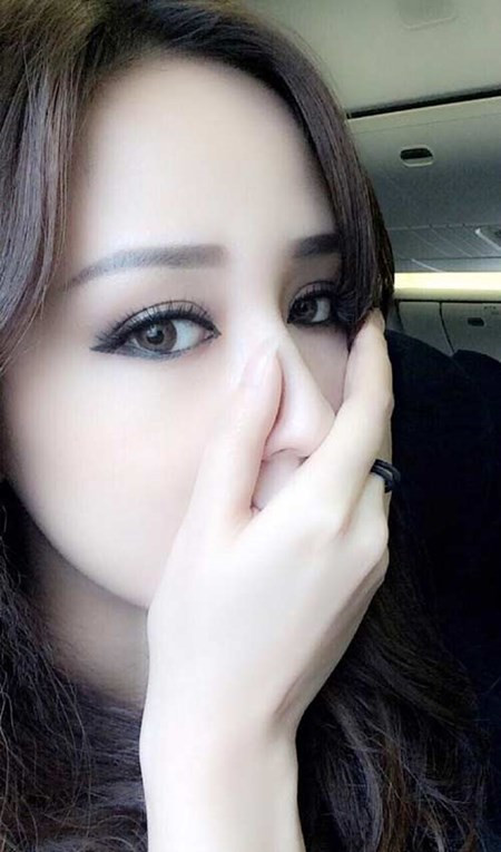 Nhung lan Mai Phuong Thuy bi nghi bom nguc, don cam-Hinh-5