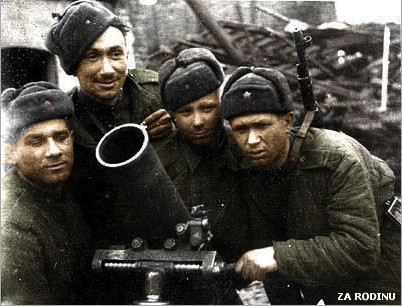 Một khẩu đội súng cối hồng quân. Nguồn ảnh: English-Russia