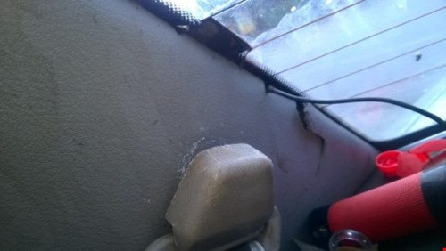 Lien tiep hai vu no binh chua chay trong xe o to