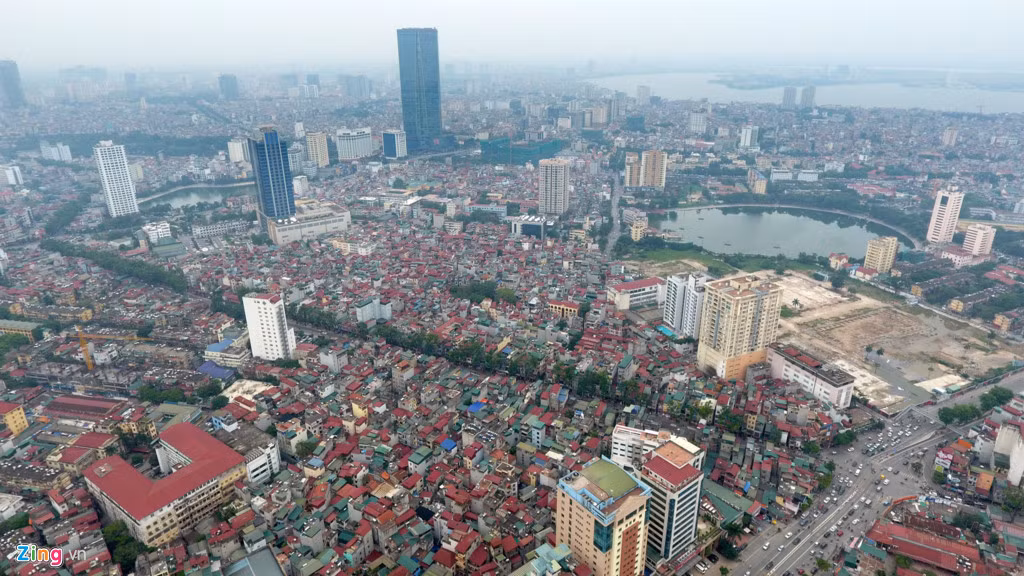 Quãng đường từ Nguyễn Chí Thanh tới Láng Hạ là đoạn dài nhất, khoảng gần 1 km.