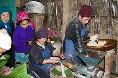 Bánh có thể nấu với quả đậu Hà Lan, cho thêm muối, mỡ động vật vào giống như nấu canh. Ảnh: blogspot.