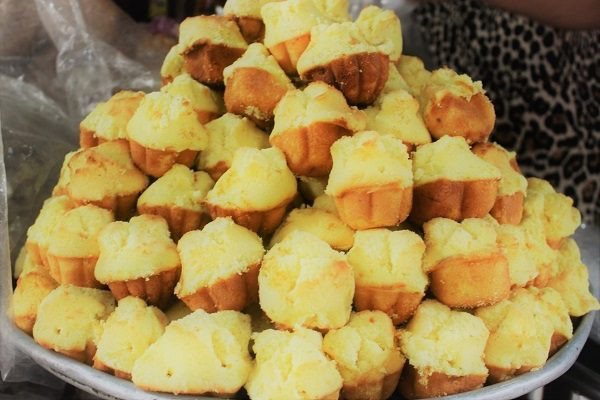 Bánh thuẫn là một loại bánh đã có từ lâu đời, phổ biến ở miền Trung và là món bánh dễ làm được nhiều người ưa thích. Ảnh: daylambanh.