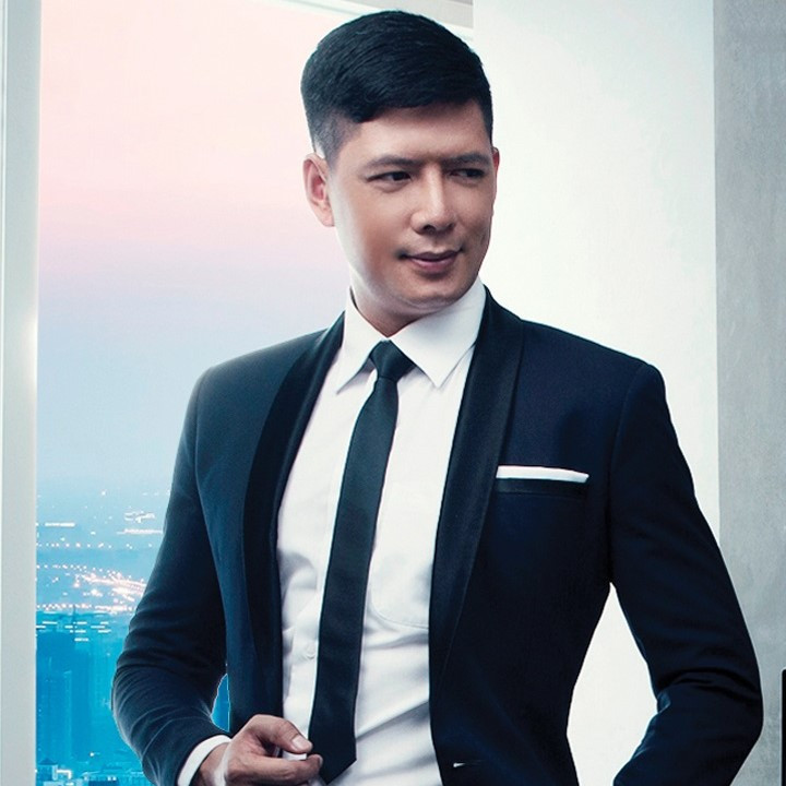 Bình Minh với đôi mắt một mí nhưng vẫn rất “men”. Ảnh: zdn.