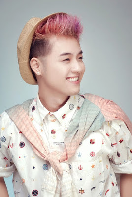 Thanh Duy - em trai của Phạm Hồng Phước cũng sở hữu đôi mắt 1 mí giống anh trai mình. Ảnh: blogspot.