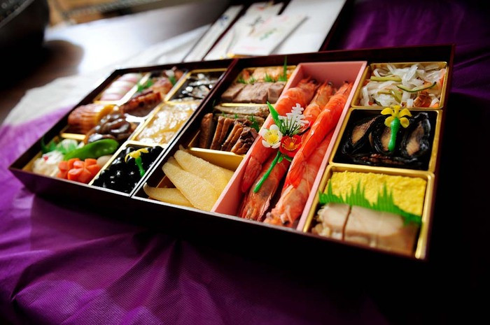 Osechi rất đa dạng về kiểu dáng cũng như cách thức thực hiện. Ảnh: monnhatban.