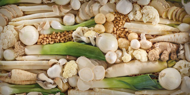 Các loại rau và trái cây màu trắng, nâu cũng chứa nhiều chất dinh dưỡng như beta-glucans, lignans EGCG và SDG, làm giảm nguy cơ mắc ung thư tuyến tiền liệt và ung thư đại tràng. Ảnh: thegioidiengiai.