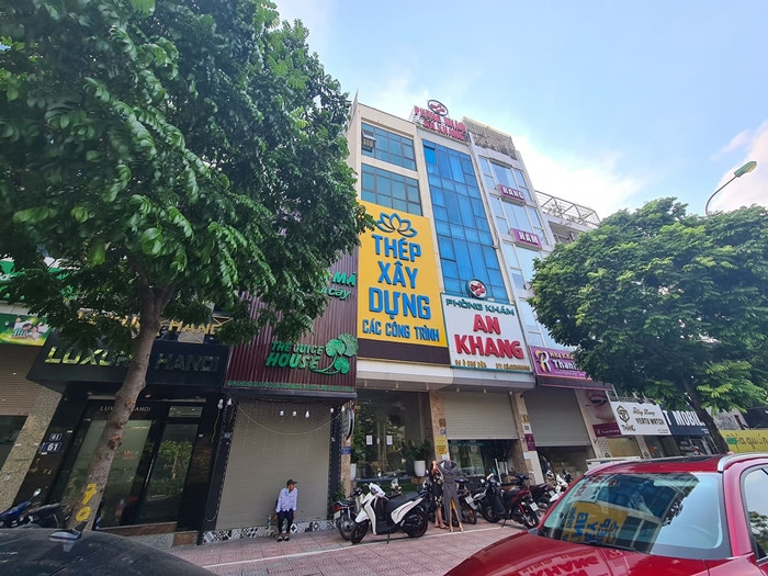 Phong kham An Khang “lap lo” kham chua benh: Vi sao SYT Ha Noi chua kiem tra?