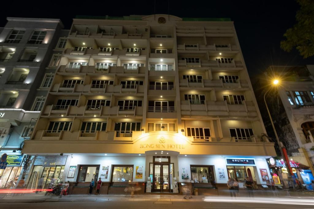 Bong Sen Hotel Saigon 117-123 Đồng Khởi.