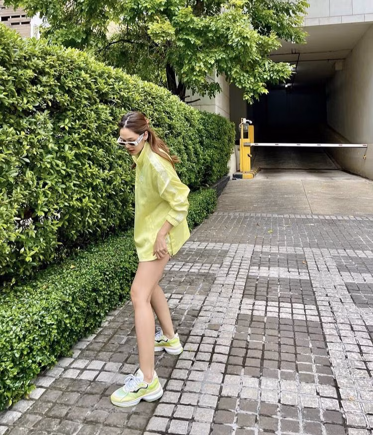 “Me 3 con” Chompoo Araya xung danh my nhan dep nhat Thai Lan-Hinh-3